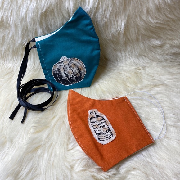 ❤️Set of Two Halloween Face Masks❤️ - Picture 1 of 5